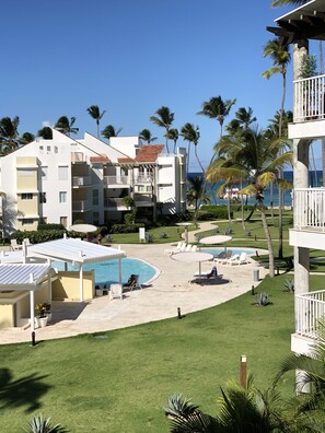 Doppia Deluxe, 1 letto king, accessibile ai disabili | Vista spiaggia/mare