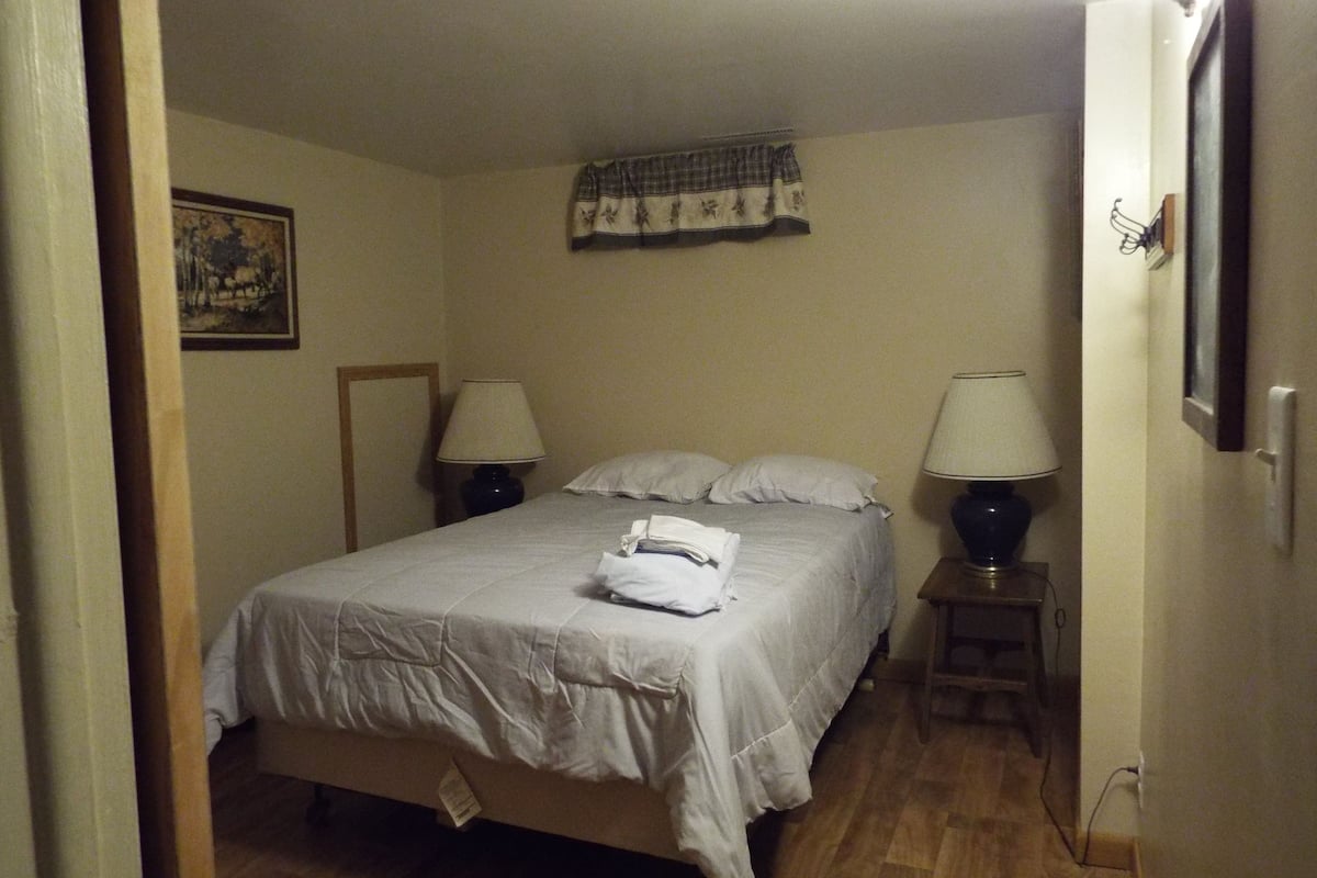 傳統小屋, 3 間臥室, 廚房, 湖景 | 埃及棉床單、羽絨被、特厚豪華床墊、熨斗/熨衫板