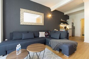 Deluxe Apartment, Balcony | Living room - MyPlace Zócalo (Mexico City)