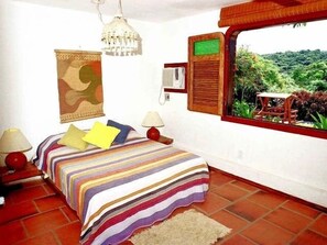 6 dormitorios, tabla de planchar con plancha, wifi y ropa de cama