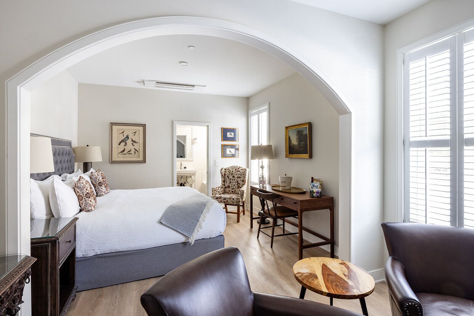 Frette Italian sheets, premium bedding, minibar, in-room safe