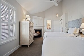 Standard dubbelrum - 2 queensize-sängar - icke-rökare | Italienska Frette-lakan, sängtillbehör av högsta kvalitet och minibar