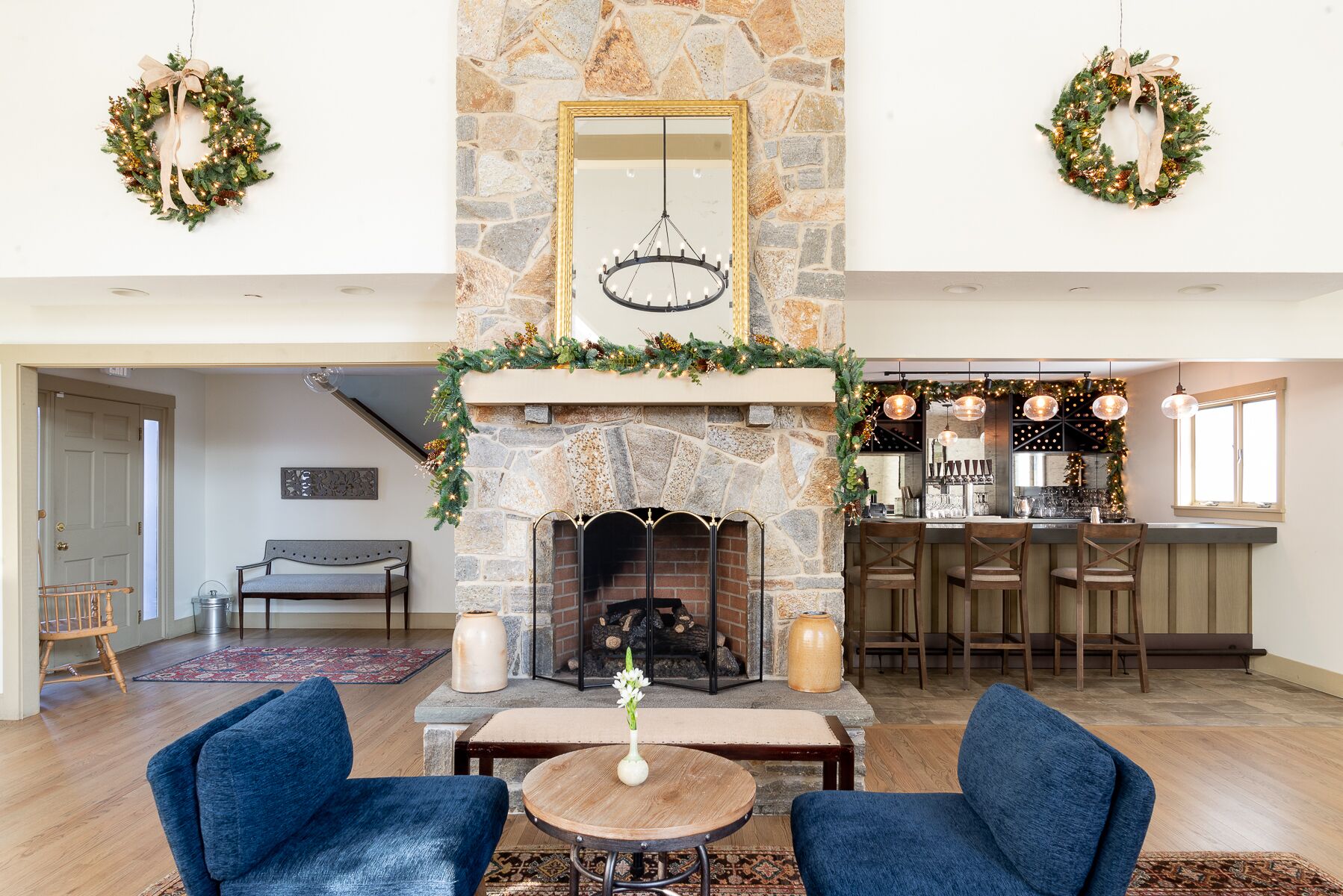 Akşam yemeği ve brunch sunulur 