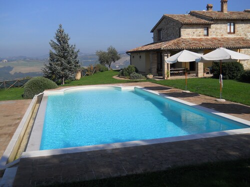 Mansion - TODIHouse with character  Panoramic views over the Tiber valley and TODI