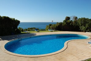 Indoor pool, outdoor pool - Charming villa, beautiful sea view. Swimming pools. Sand beach. Very calm. (Porches)