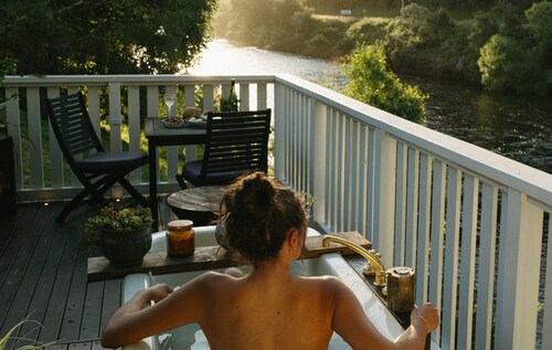 Forth River Cottage - Luxury Bed and Breakfast by the River