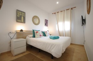 2 bedrooms, free WiFi, bed sheets