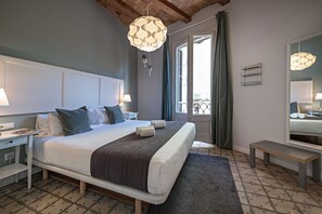 3 bedrooms, iron/ironing board, free WiFi, bed sheets - Alaia P3 - Habitat Apartments (Barcelona)