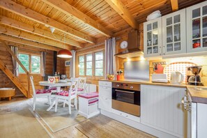 Fridge, microwave, oven, stovetop - Hus LIA lake, boat, fireplace, WiFi, fishing license, bicycles, Bathe, top Ausst'g (Traryd)