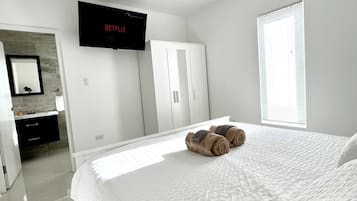 3 chambres, fer et planche Ă repasser, Wi-Fi, draps fournis