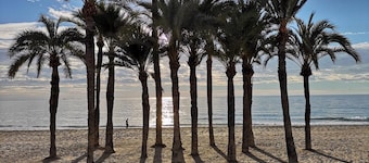 Charmant appartement, eerste lijn van de Beach Center, Villajoyosa