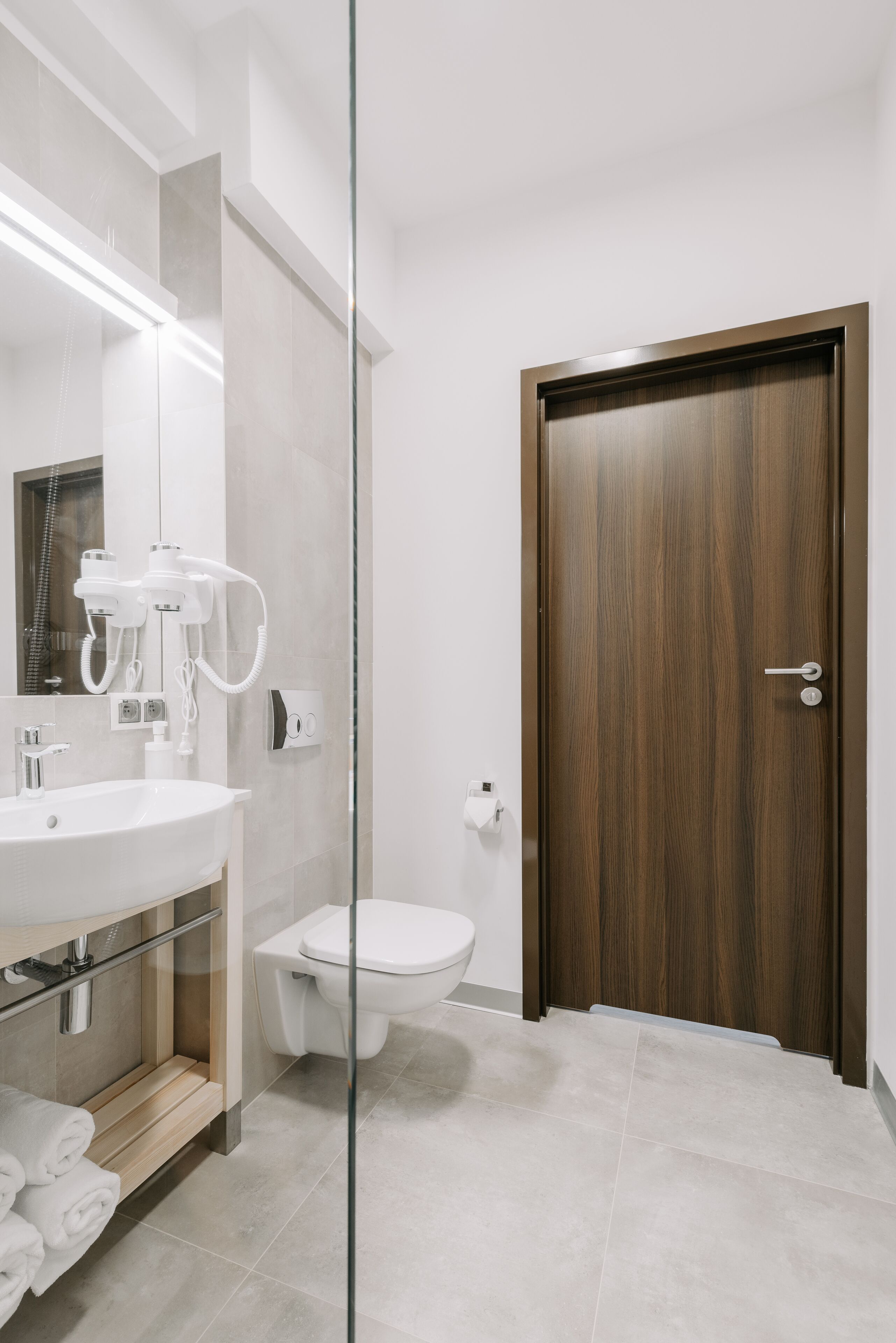 standard double room (pets allowed) | bathroom | shower, hair dryer, towels, soap