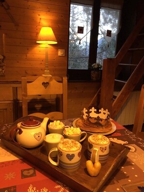 Dining - COZY CHALET 8 to 12 pers. on Vallouise (renovated from 2012 to 2016) (Vallouise-Pelvoux)