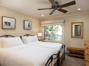 3 bedrooms, iron/ironing board, travel crib, free WiFi