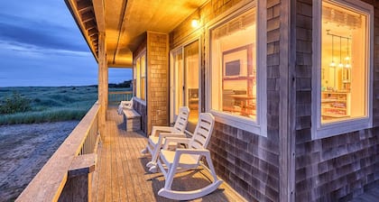 NEU!! 2 kostenlose Nächte Oceanfront, Wow Views, 75 "TV / Heimkino, Haustiere OK