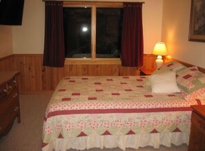4 chambres, lit parapluie, Wi-Fi, draps fournis