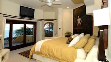 4 bedrooms, iron/ironing board, travel cot, WiFi
