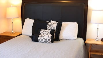 6 多间卧室、办公桌、熨斗/熨衣板、旅行婴儿床