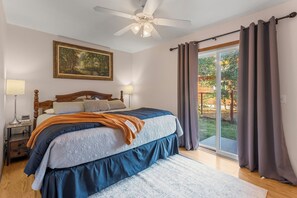 6 bedrooms, iron/ironing board, travel cot, free WiFi - Pagosa Springs 6BR Lodge- Hike, Fish, Soak & Ski from this Scenic Escape (Pagosa Springs)