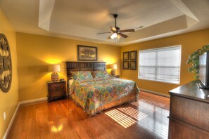 2 bedrooms, iron/ironing board, free WiFi, bed sheets - Paradise Cove #307 - Your Peaceful Retreat in the Heart of Pigeon Forge (Pigeon Forge)