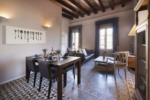 Dining - Alaia 43 - Habitat Apartments (Barcelona)