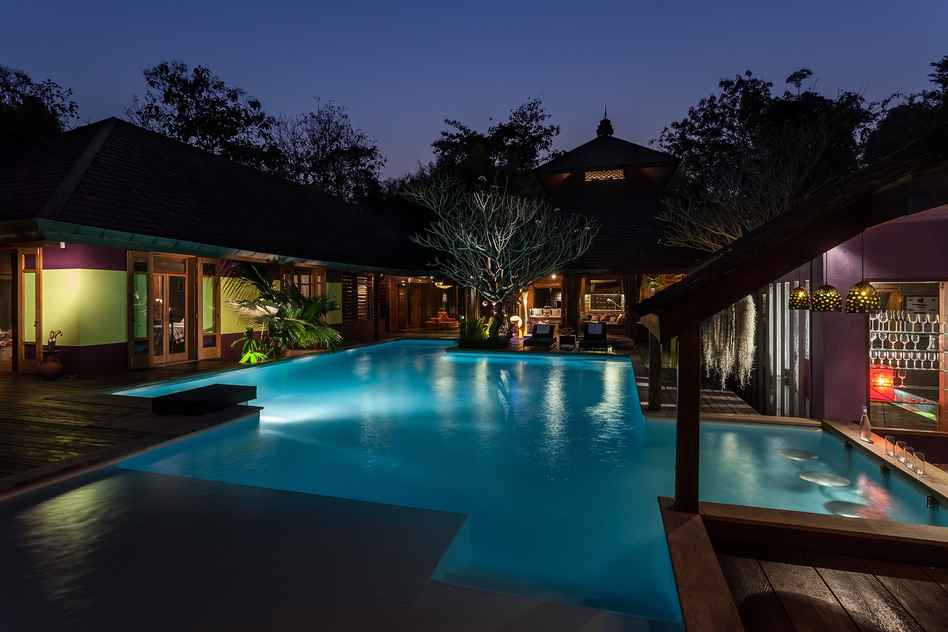 Luxury Pool Villa, 4 Bedrooms | Swim-up bar