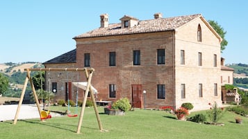 Esterni