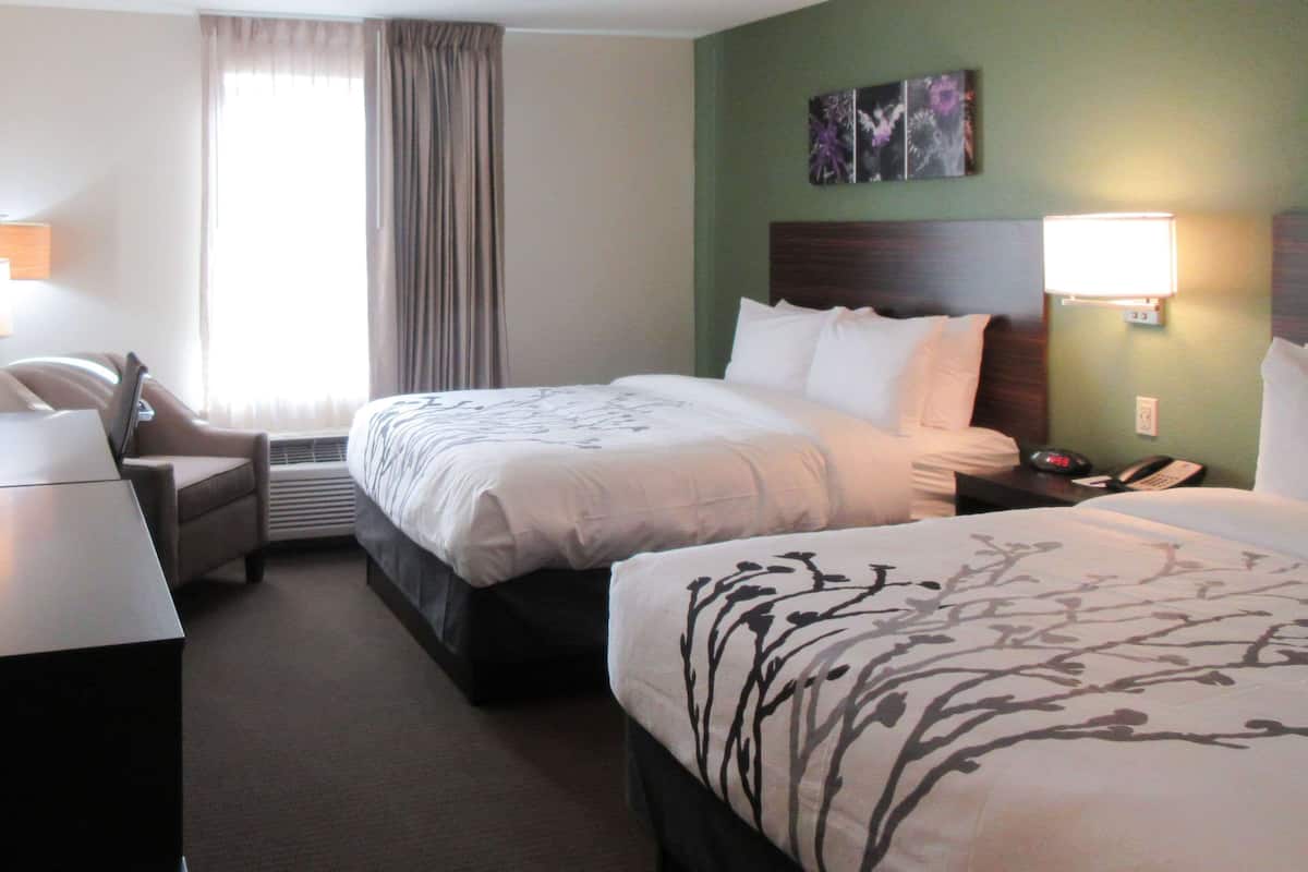 standard room, 2 queen beds, non smoking | desk, free wifi, bed sheets