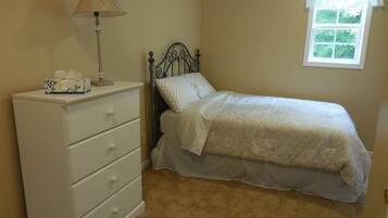 2 chambres, fer et planche Ă repasser, Wi-Fi, draps fournis