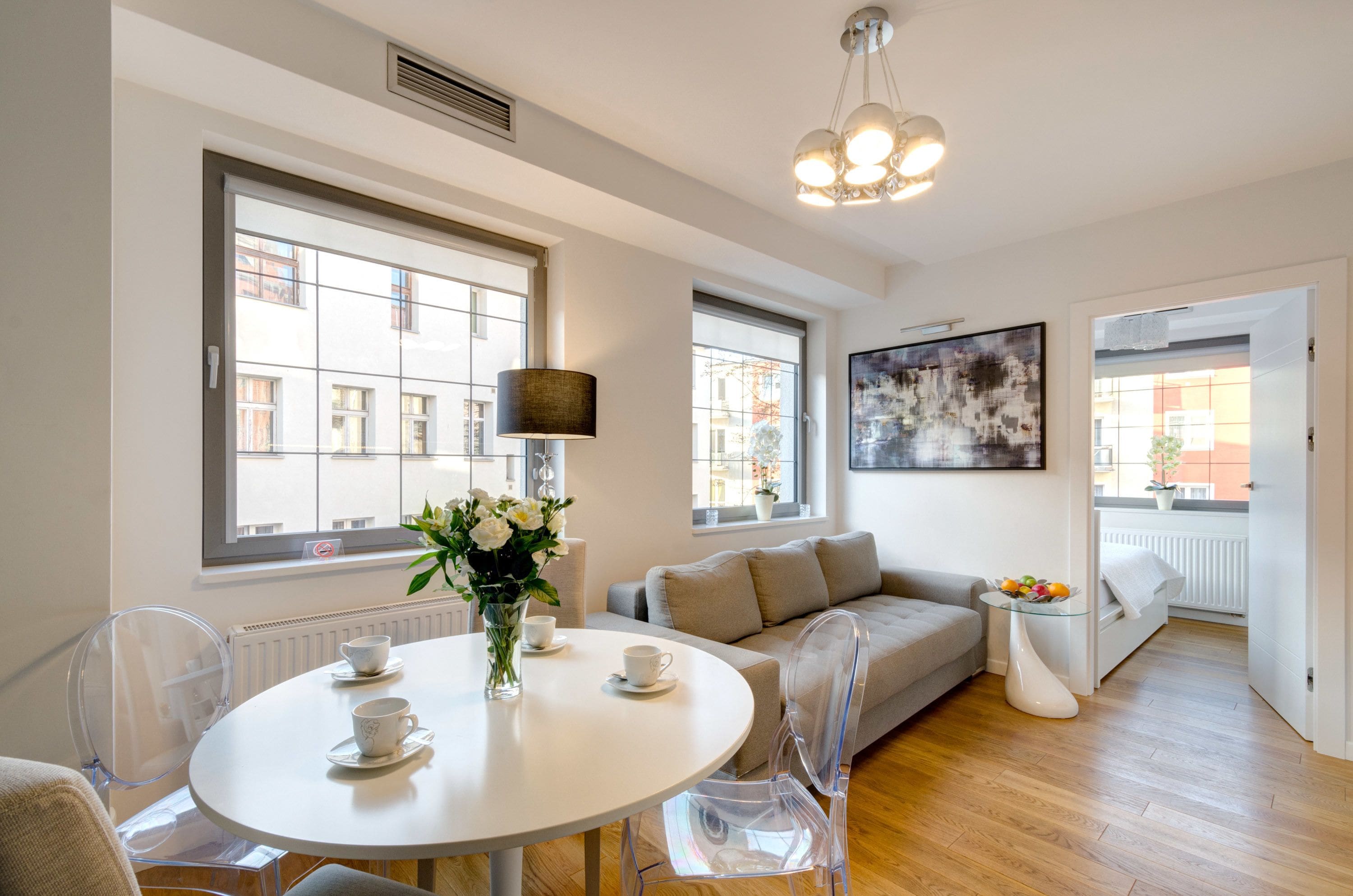 Comfort Apartment | Living room | 32-inch flat-screen TV with cable channels, TV