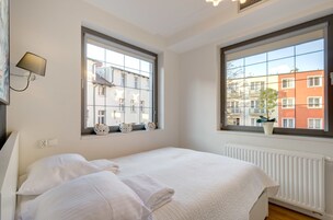 1 bedroom, blackout curtains, soundproofing, iron/ironing board