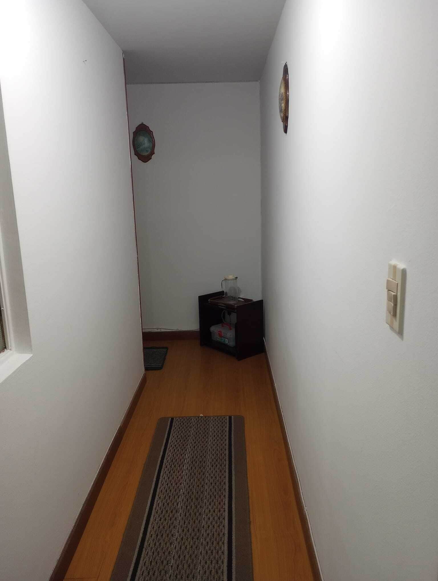 Yhden hengen standard-huone | Silitysrauta/-lauta, ilmainen Wi-Fi, vuodevaatteet