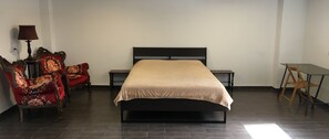 Chambre Double Confort, 1 grand lit