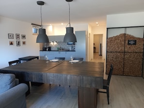 Appartement, 1 chambre (Belchior) | Restauration dans la chambre