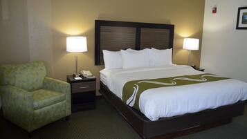 Fer et planche à repasser, Wi-Fi gratuit, draps fournis