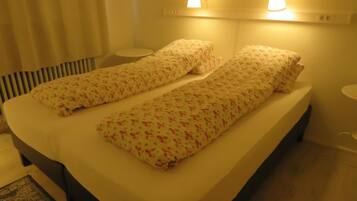 Blackout curtains, free WiFi, bed sheets