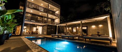 Outdoor pool, open 8:00 AM to 8:00 PM, pool umbrellas, sun loungers