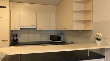 Apartamento Business, 2 camas individuales, no fumadores | Cocina privada | Frigorífico grande