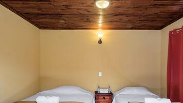 Basic Double Room, 1 Queen Bed, Non Smoking | Free WiFi, bed sheets