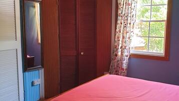 2 bedrooms, individually decorated, individually furnished, desk