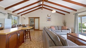 Interior - Footprints at Carrickalinga - 31 Solitude Drive (CARRICKALINGA)