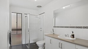 Bathtub