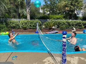 Piscina all'aperto, una piscina riscaldata