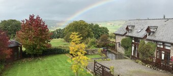 Koselig retrett i Brecon-beacons med fantastisk utsikt over Usk-dalen