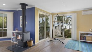 Interior - 1 Bennett Court Carrickalinga (CARRICKALINGA)