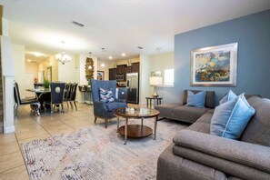 Télévision, lecteur de DVD, chaîne hi-fi, espaces bureaux