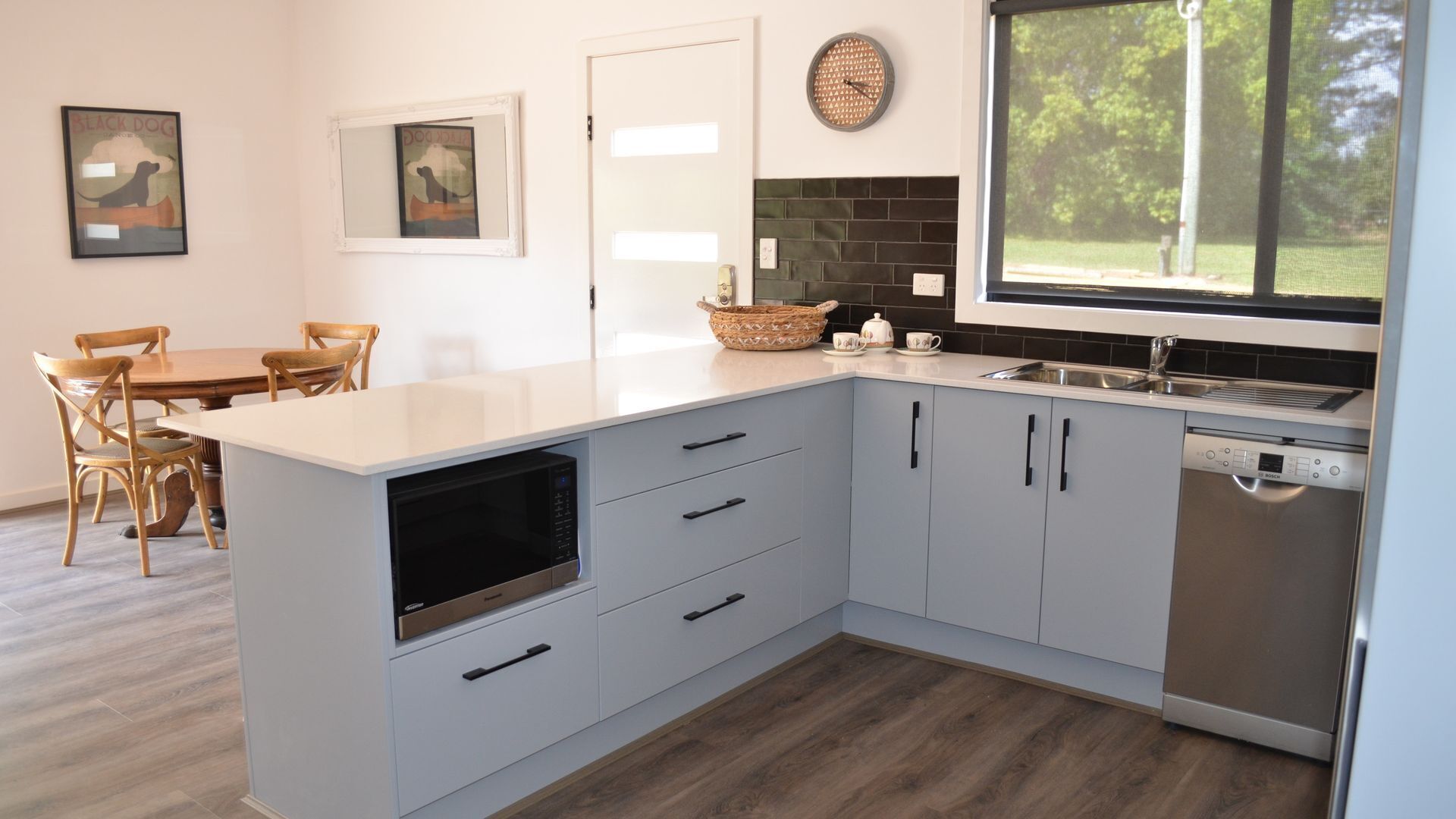 Boutique accommodation — image 11