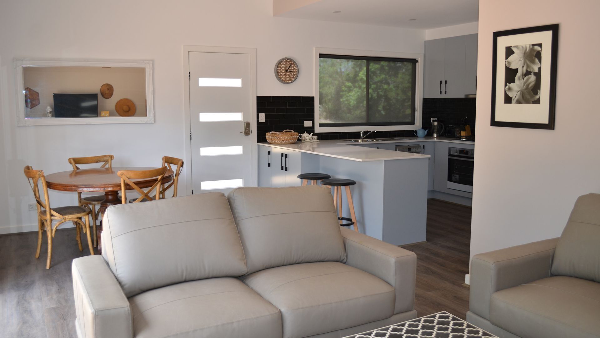 Boutique accommodation — image 13