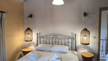4 chambres, fer et planche à repasser, Wi-Fi, draps fournis