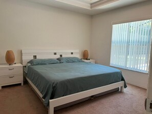 3 bedrooms, iron/ironing board, free WiFi, bed sheets